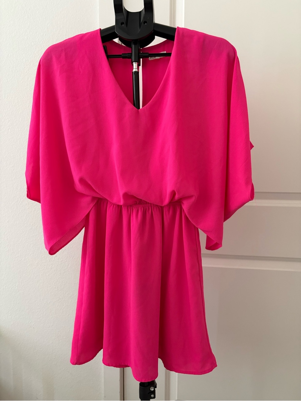 Main Strip Hot Pink V-Neck Blouson Tunic